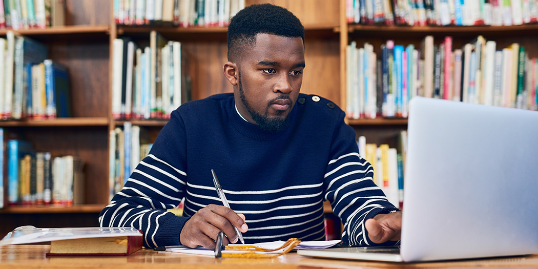 Benefits of Online Courses for Students and Working Professionals